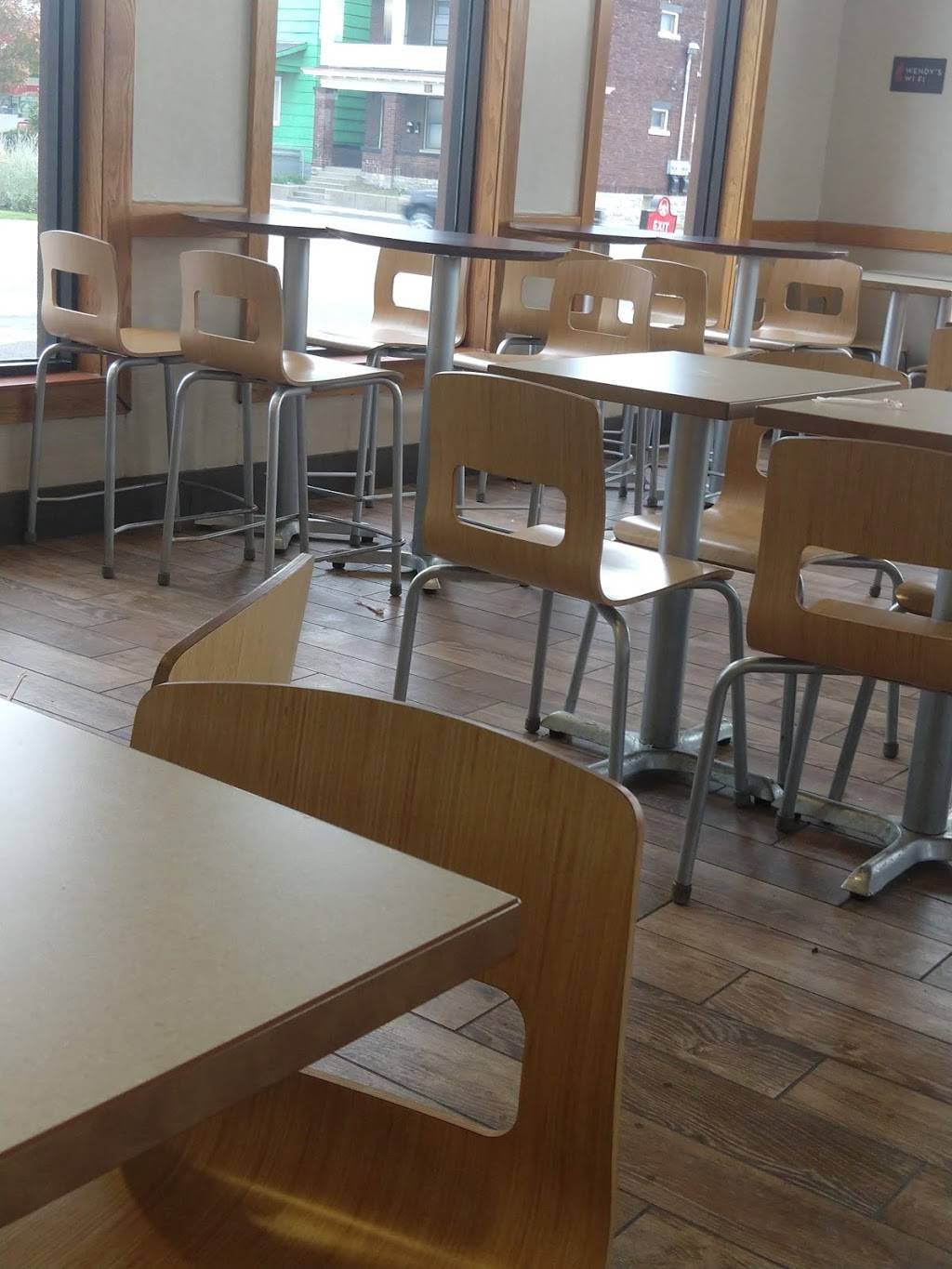Wendys | restaurant | 666 E 5th Ave, Columbus, OH 43201, USA | 6142914388 OR +1 614-291-4388