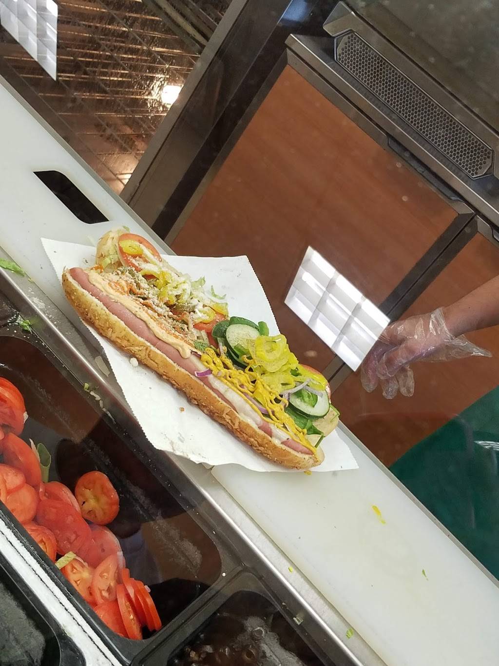 Subway Restaurants | restaurant | 8830 Huebner Rd, San Antonio, TX 78240, USA | 2106946080 OR +1 210-694-6080