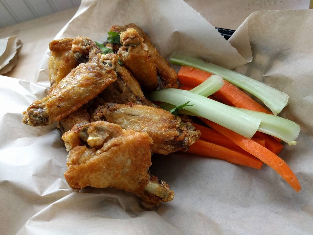 Arthur Macs Tap and Snack | restaurant | 4006 Martin Luther King Jr Way, Oakland, CA 94609, USA | 5108232509 OR +1 510-823-2509