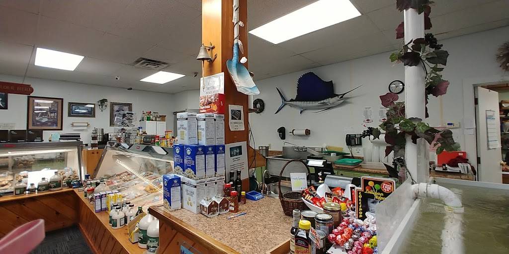 Rays Seafood | restaurant | 7 Pinecrest Dr, Essex Junction, VT 05452, USA | 8028793611 OR +1 802-879-3611