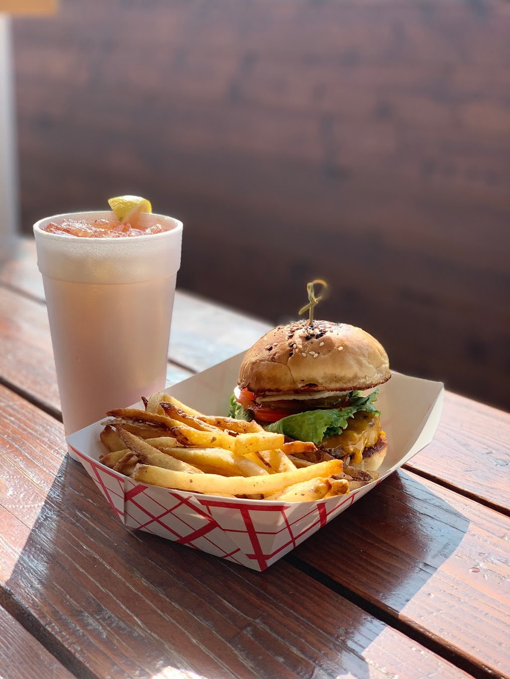 Dead End Food Shack | restaurant | 1708 Rankin Hwy, Midland, TX 79701, USA | 4328134412 OR +1 432-813-4412