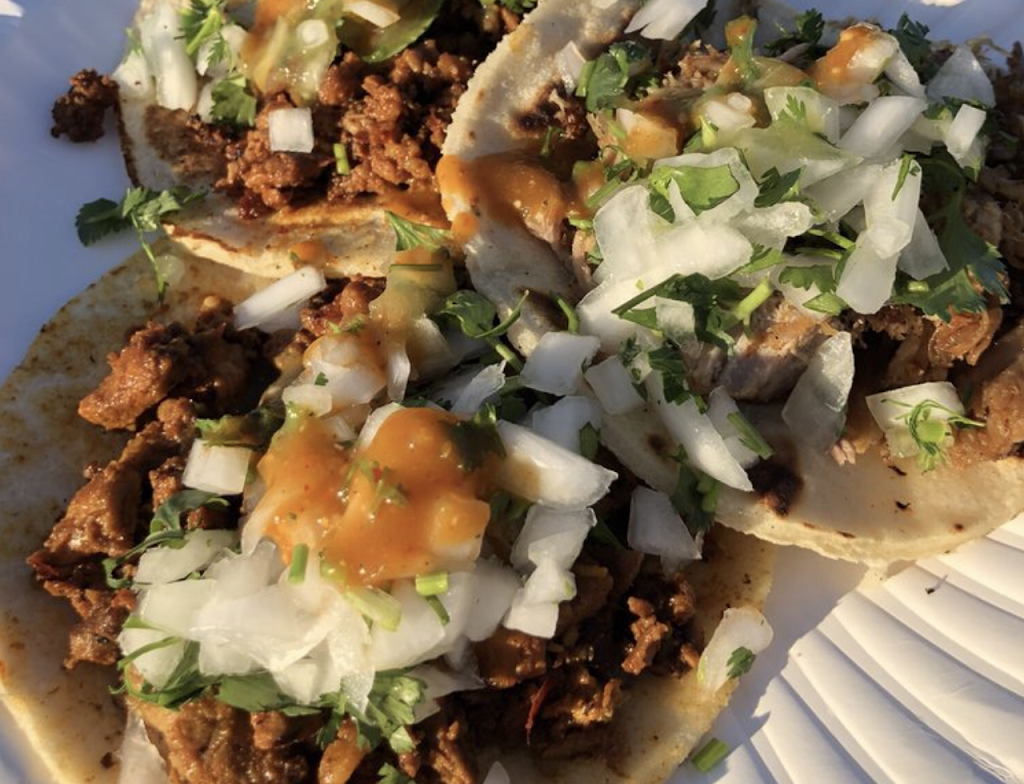 Tacos Los Carnalillos Taco Truck | restaurant | 467 W Vernon Ave #451, Los Angeles, CA 90037, USA | 3232283605 OR +1 323-228-3605