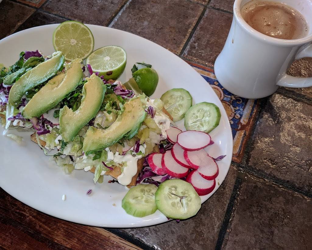 Señor Machetes | restaurant | 121 E Main St, Madison, WI 53703, USA | 6086653031 OR +1 608-665-3031