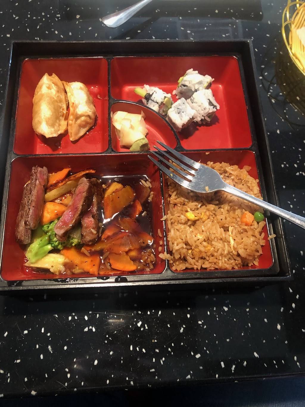 Three Pandas | restaurant | 2609D N Broadway St, Pittsburg, KS 66762, USA | 6204045088 OR +1 620-404-5088