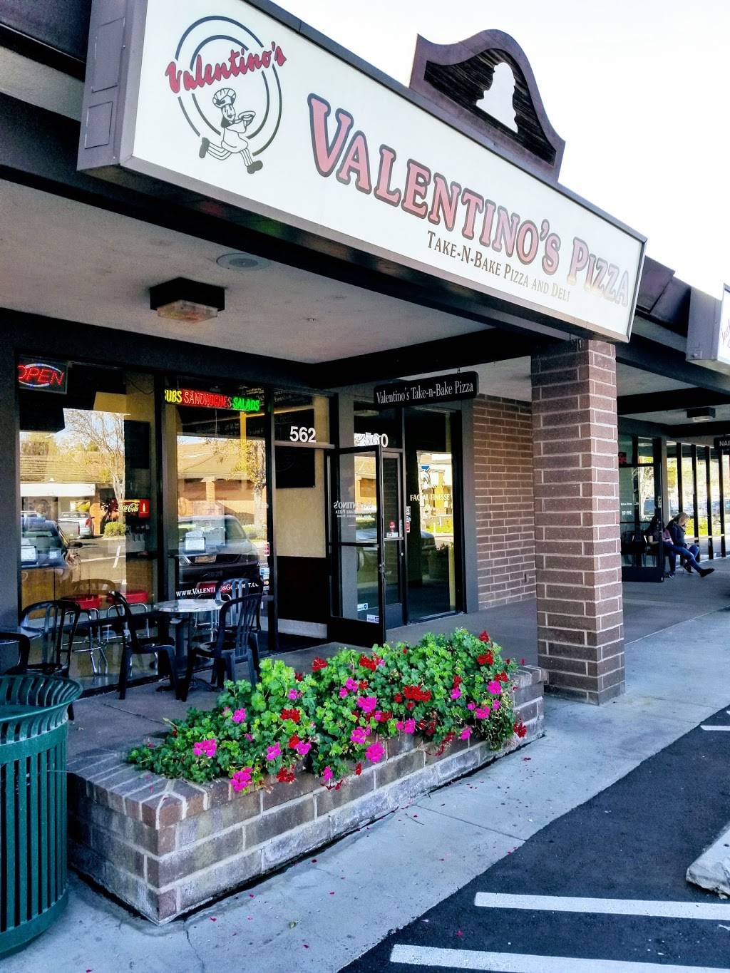 Valentinos Take-n-Bake Pizza | restaurant | 562 Las Posas Rd, Camarillo, CA 93010, USA | 8054827777 OR +1 805-482-7777