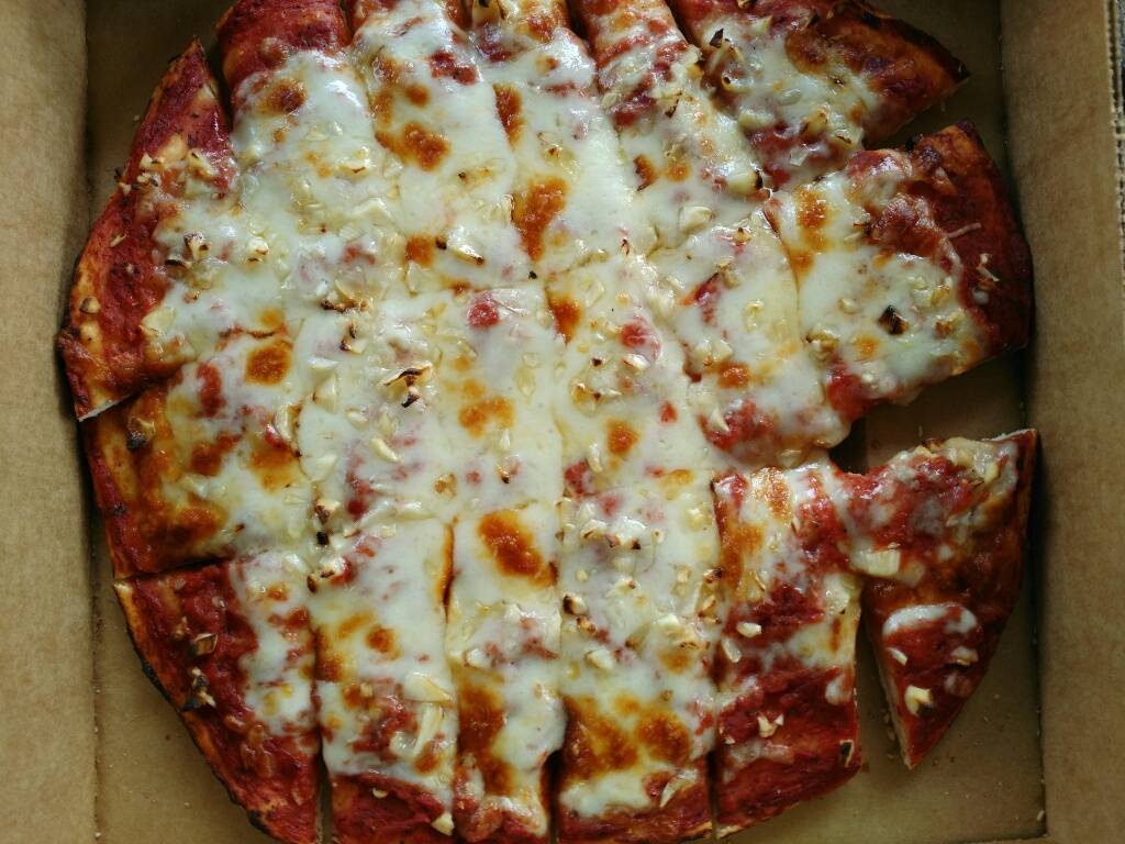 Rotolos Pizza | restaurant | 1749 W 5th Ave, Columbus, OH 43212, USA | 6144887934 OR +1 614-488-7934