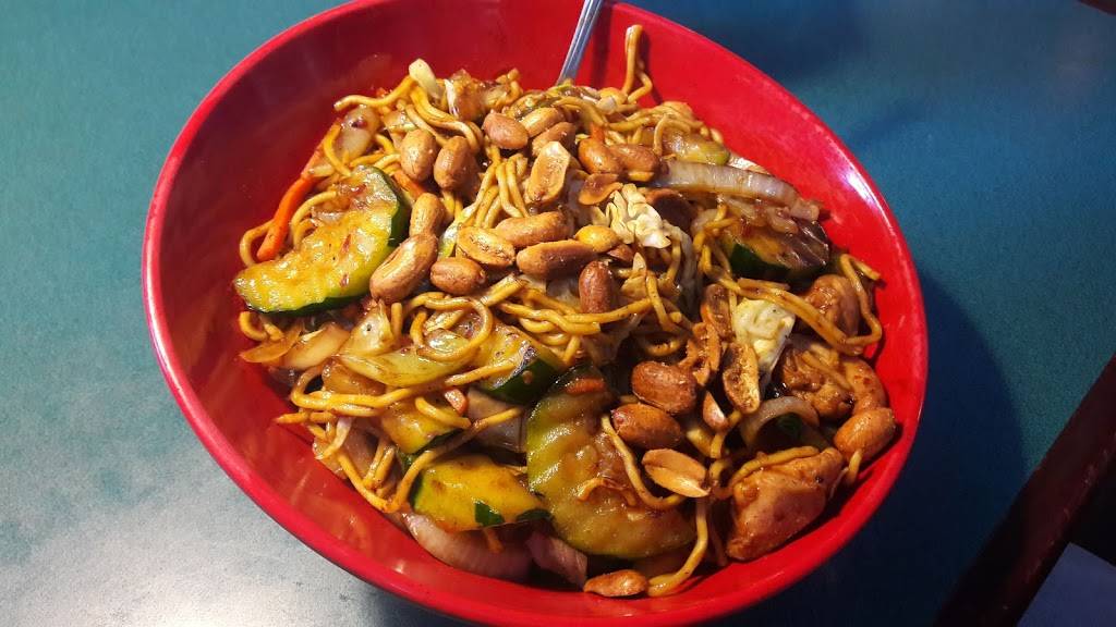 Top Dog Sports Grill | restaurant | 1798 12th St SE, Salem, OR 97302, USA | 5035860245 OR +1 503-586-0245