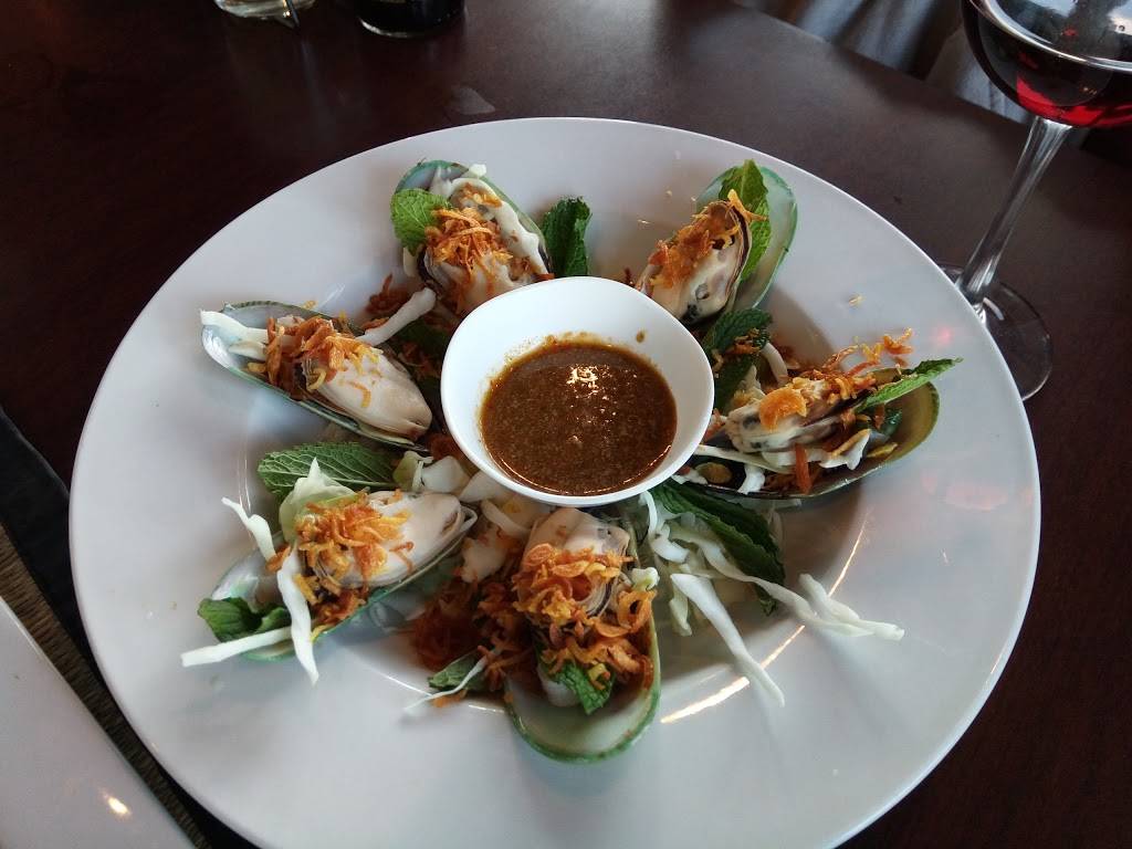 Joys Thai Cuisine | restaurant | 7704 160th St W, Lakeville, MN 55044, USA | 9529977423 OR +1 952-997-7423