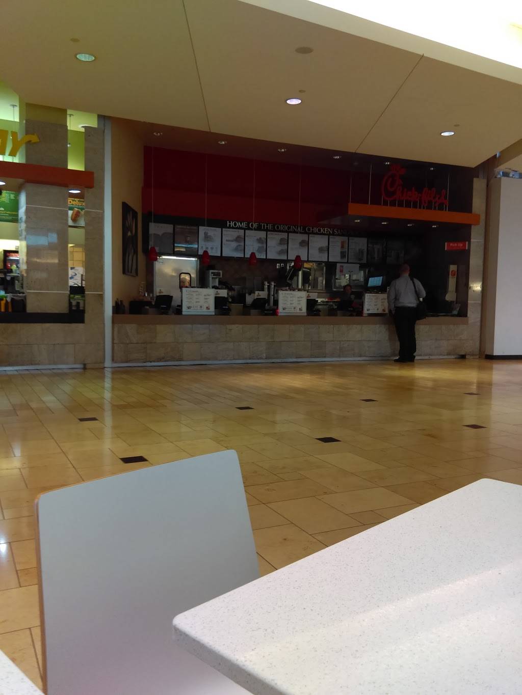 Chick-fil-A | restaurant | 5001 Monroe St Ste FC10, Toledo, OH 43623, USA | 4194719455 OR +1 419-471-9455