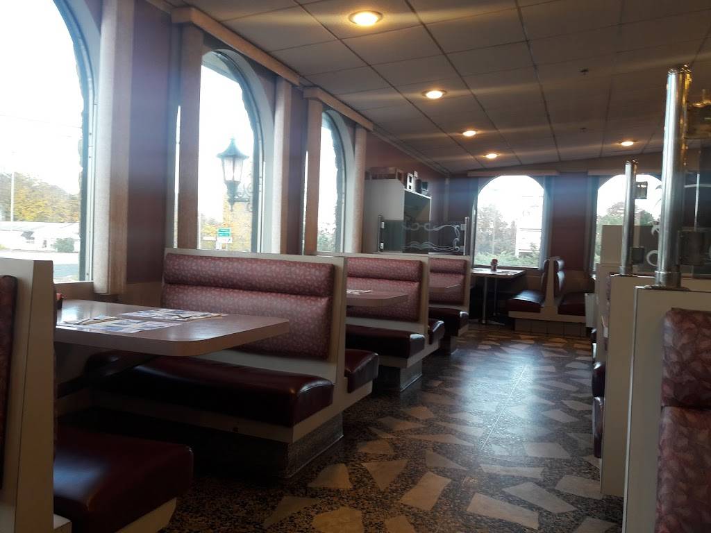 Horizon Diner | restaurant | 726 NJ-17, Ramsey, NJ 07446, USA | 2018251774 OR +1 201-825-1774