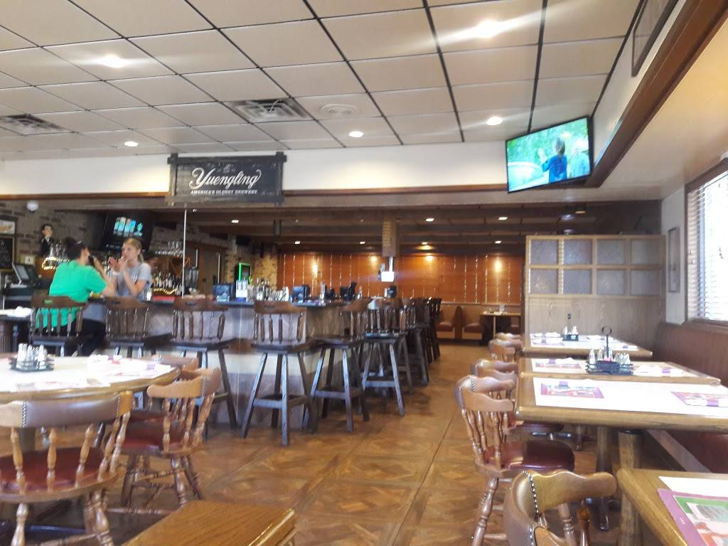 Francescas Pizzeria & Restaurant | meal takeaway | 2101 Howard Blvd, Reading, PA 19606, USA | 6107796555 OR +1 610-779-6555