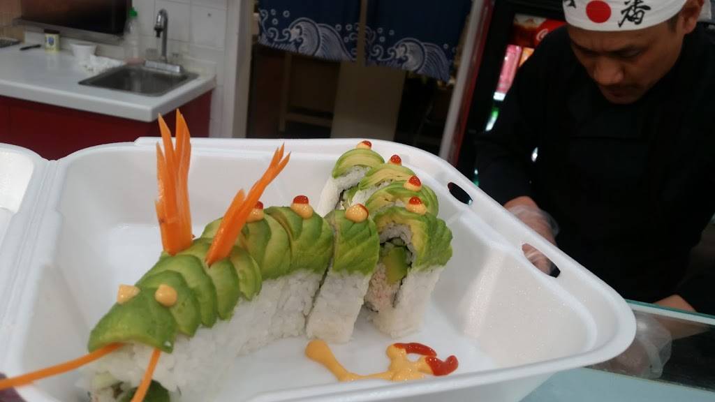 Sushi Roller | restaurant | 10000 Coors Blvd NW, Albuquerque, NM 87114, USA | 5058904101 OR +1 505-890-4101