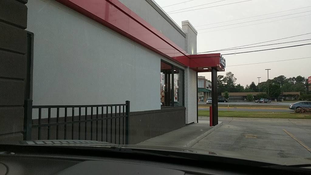 Arbys | restaurant | 103 Russell Pkwy, Warner Robins, GA 31088, USA | 4789230418 OR +1 478-923-0418