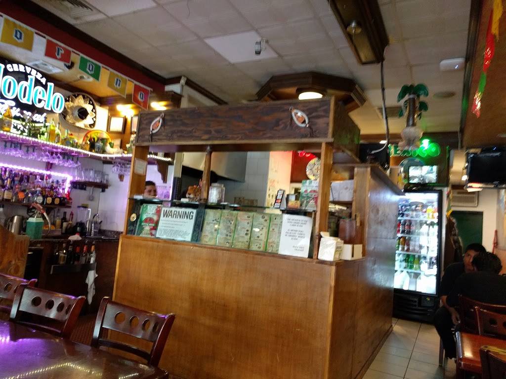 Little Mexico | restaurant | 280 Post Ave, Westbury, NY 11590, USA | 5163332038 OR +1 516-333-2038