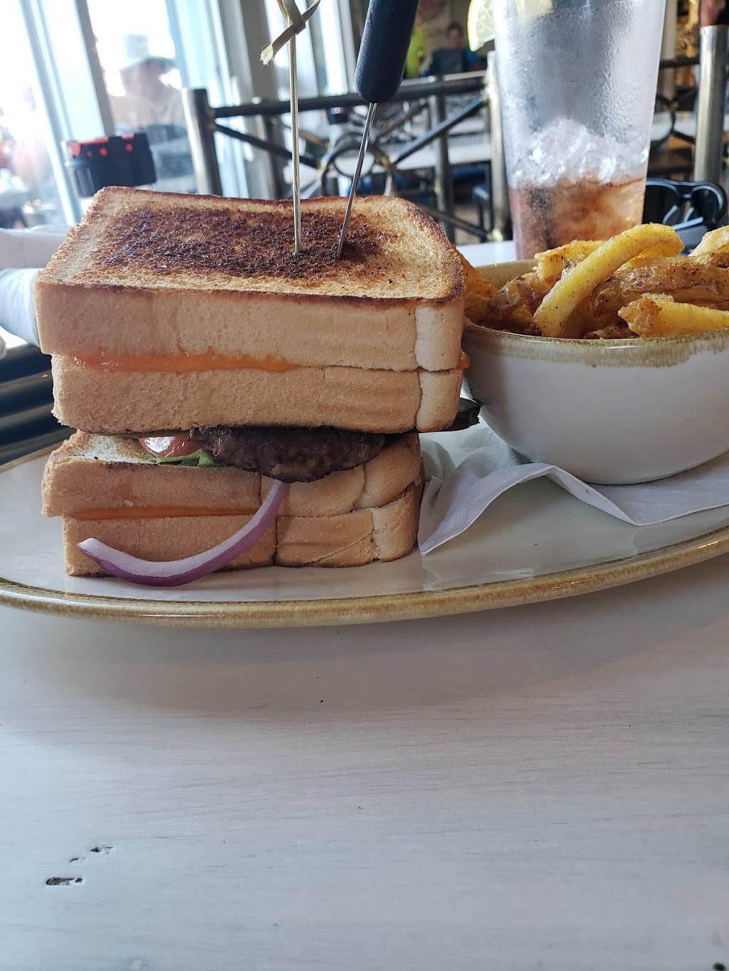 The Jetty Bar and Grill | restaurant | 236 Ordnance Dr, Turkey Point, ON N0E 1T0, Canada | 5194282121 OR +1 519-428-2121