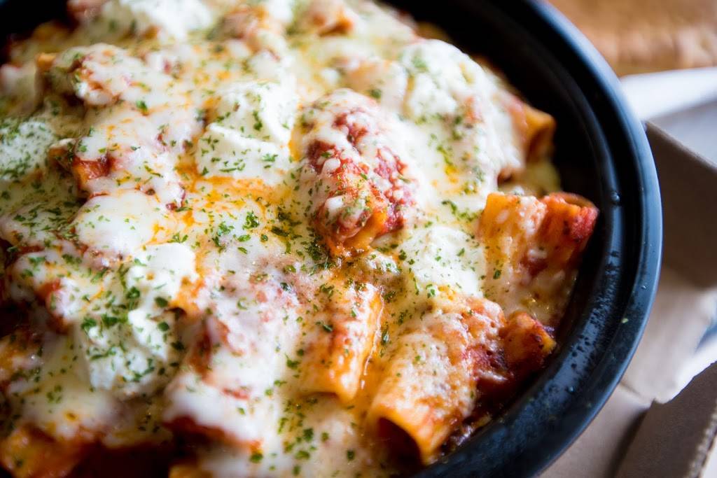 Marathon Pizza | restaurant | 3027 Garrett Rd, Drexel Hill, PA 19026, USA | 4844617772 OR +1 484-461-7772