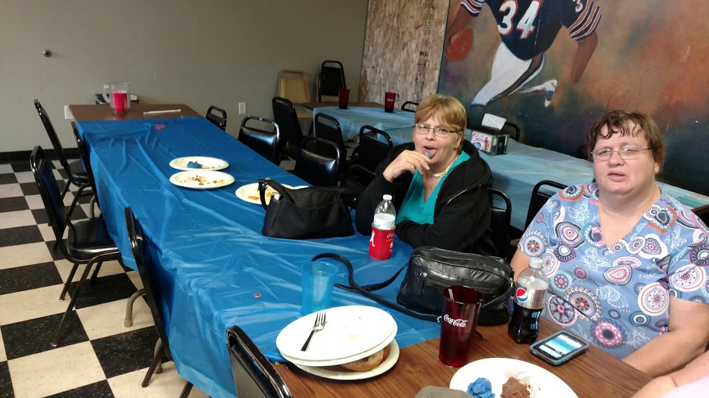 Steinbecks Pub | night club | 3929 Floyd Blvd, Sioux City, IA 51108, USA | 7122399444 OR +1 712-239-9444