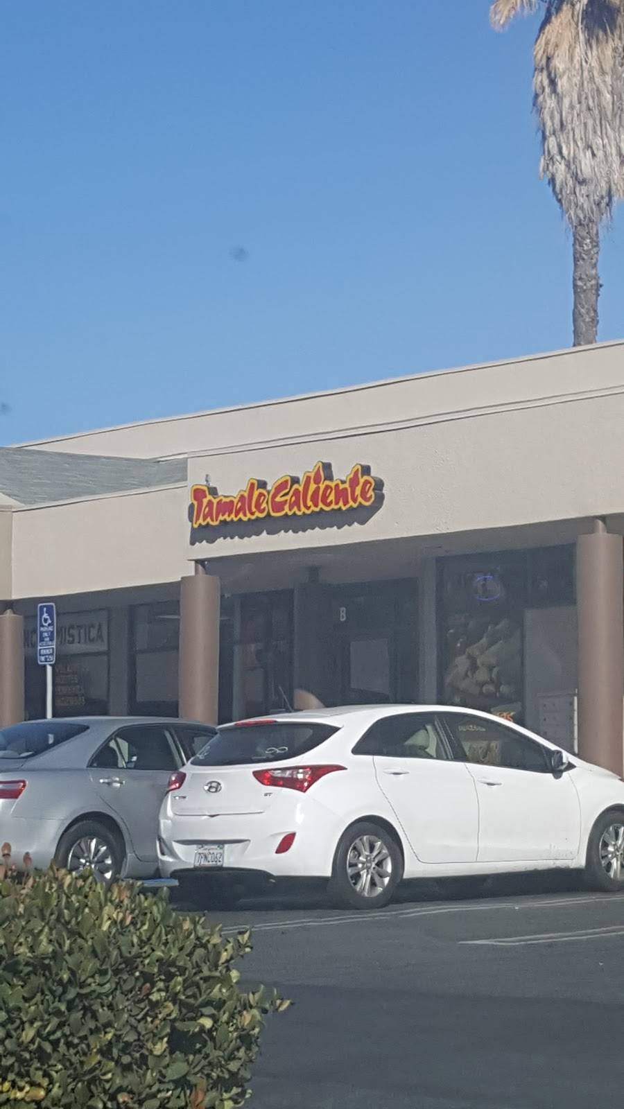 Tamale Caliente | restaurant | 3330 E Florida Ave Ste B, Hemet, CA 92544, USA | 9513057253 OR +1 951-305-7253