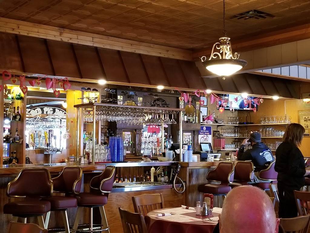 Red Pig Inn | restaurant | 1470 N Perry St, Ottawa, OH 45875, USA | 4195236458 OR +1 419-523-6458
