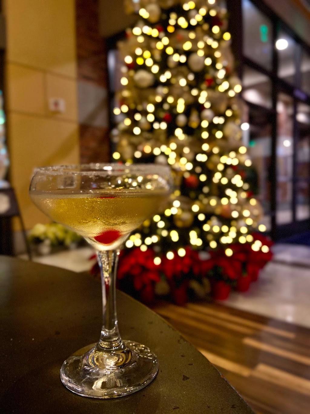 New Leaf Restaurant | restaurant | 401 K St, San Diego, CA 92101, USA | 6192314040 OR +1 619-231-4040