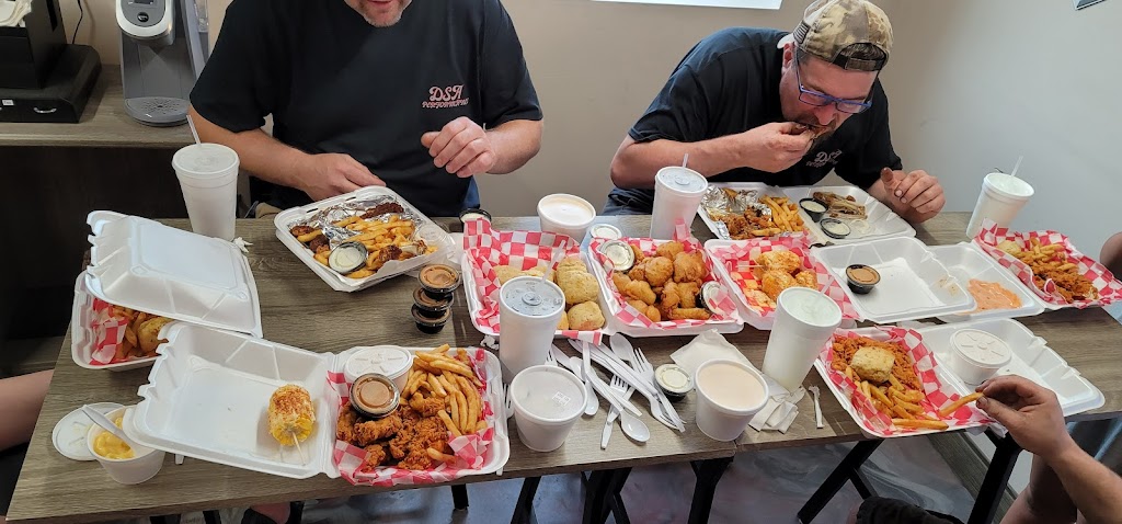 Cockys Chicken and Brew | restaurant | 5012 N 27th St, Lincoln, NE 68504, USA | 4022613927 OR +1 402-261-3927