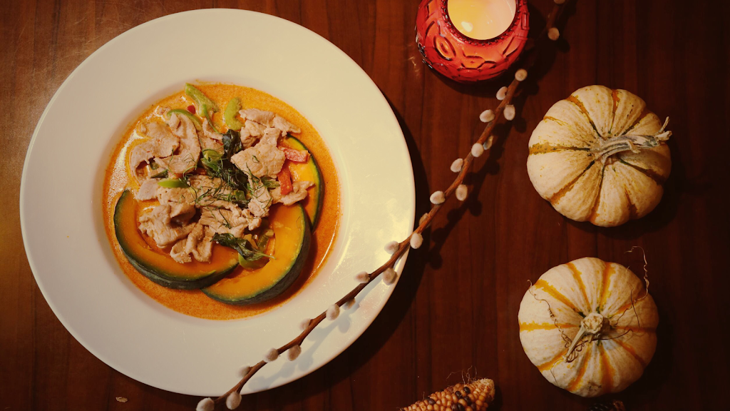 Bann Thai | restaurant | 2721 Council Tree Ave #137, Fort Collins, CO 80525, USA | 9703771282 OR +1 970-377-1282