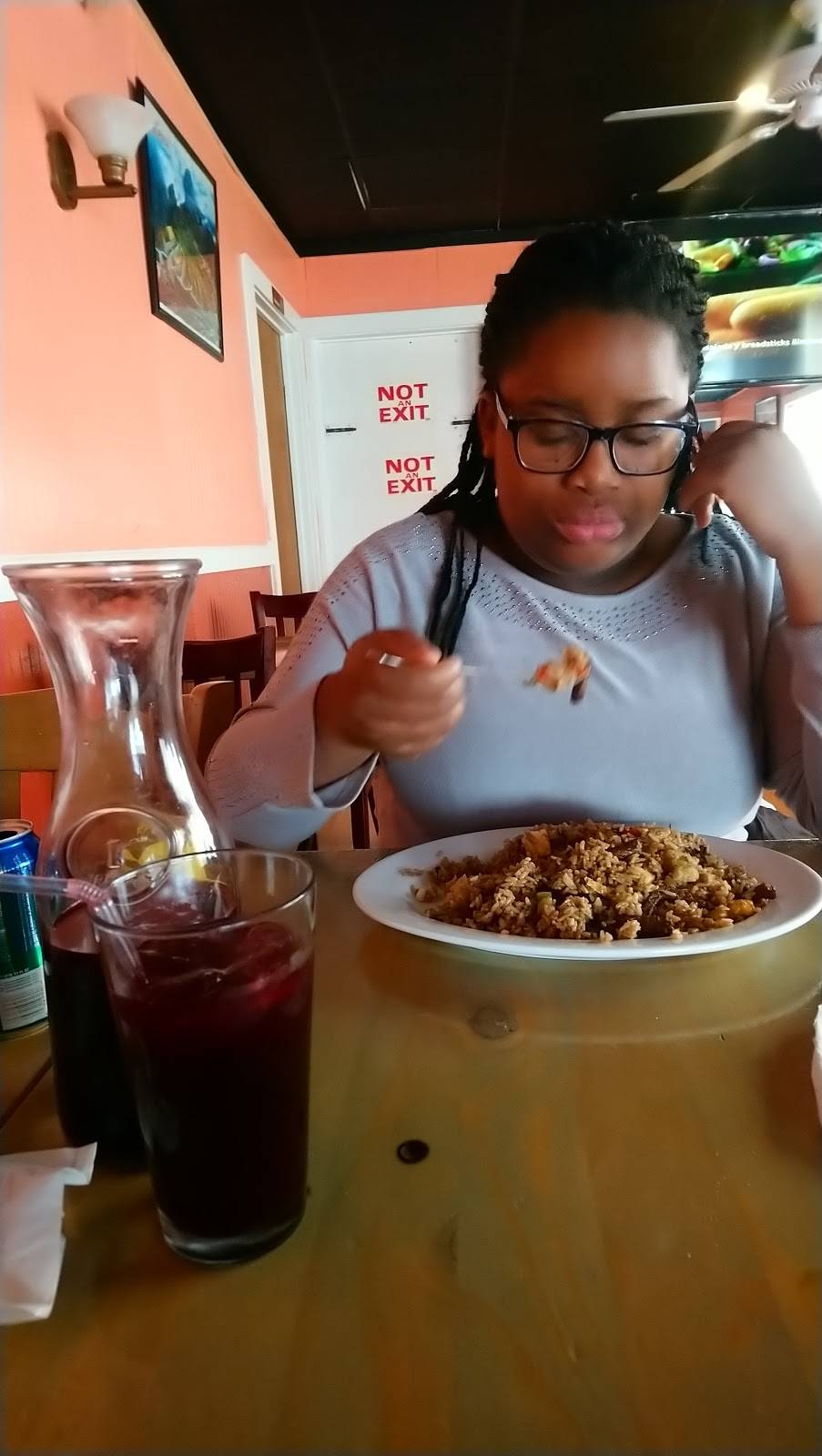 El Rincon | restaurant | 469 Campbell Ave, West Haven, CT 06516, USA | 2039310711 OR +1 203-931-0711