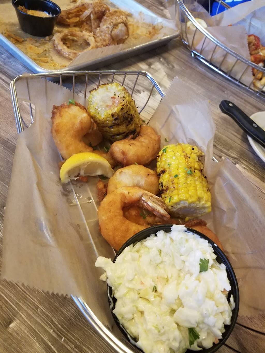 Crabby Bills Off The Hook | restaurant | 9648 W Linebaugh Ave, Westchase, FL 33626, USA | 8135011005 OR +1 813-501-1005