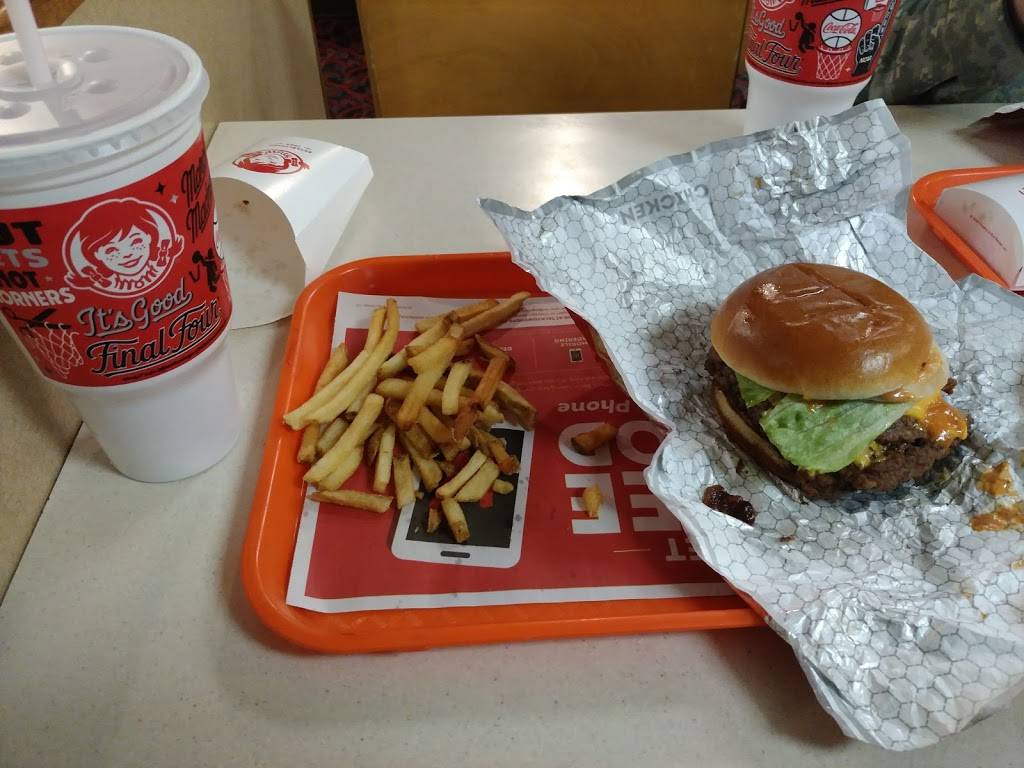 Wendys | restaurant | 329 Main St, Waterville, ME 04901, USA | 2078725021 OR +1 207-872-5021