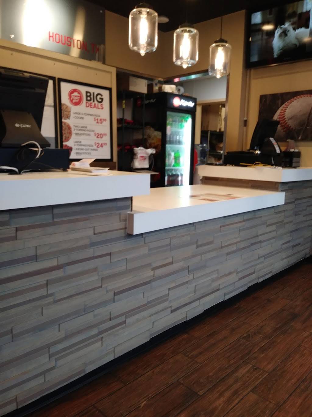 Pizza Hut | restaurant | 5330 Antoine Dr, Houston, TX 77091, USA | 7136880888 OR +1 713-688-0888