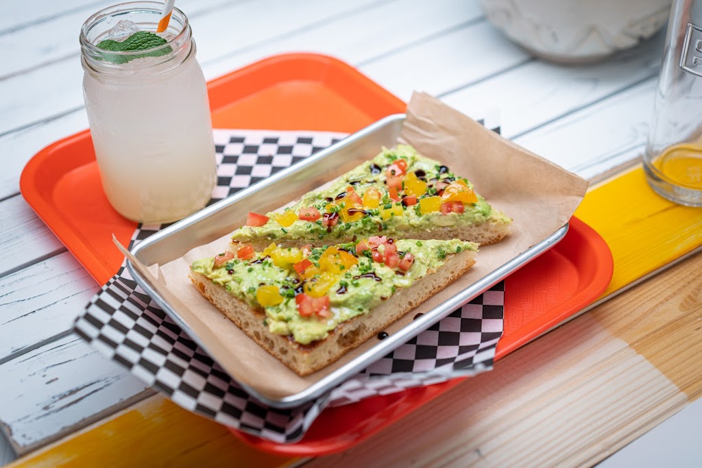 Cheebo Express | restaurant | 1505 Aviation Blvd, Redondo Beach, CA 90278, USA | 4242824428 OR +1 424-282-4428