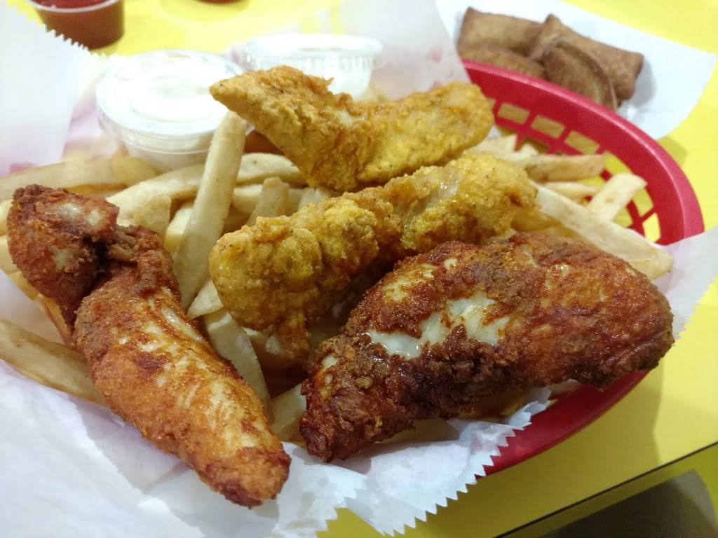 Cousins Tasty Chicken | restaurant | 1209 Leonard St NE, Grand Rapids, MI 49505, USA | 6164565244 OR +1 616-456-5244