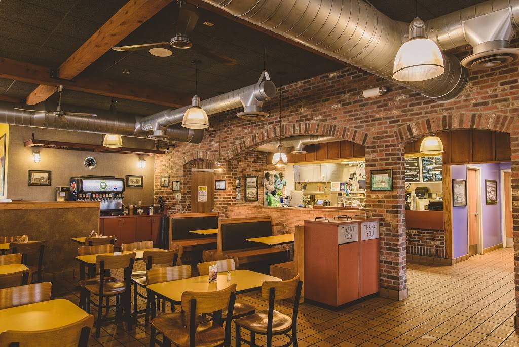 Beef-A-Roo | restaurant | 2538 Auburn St, Rockford, IL 61101, USA | 8159627674 OR +1 815-962-7674