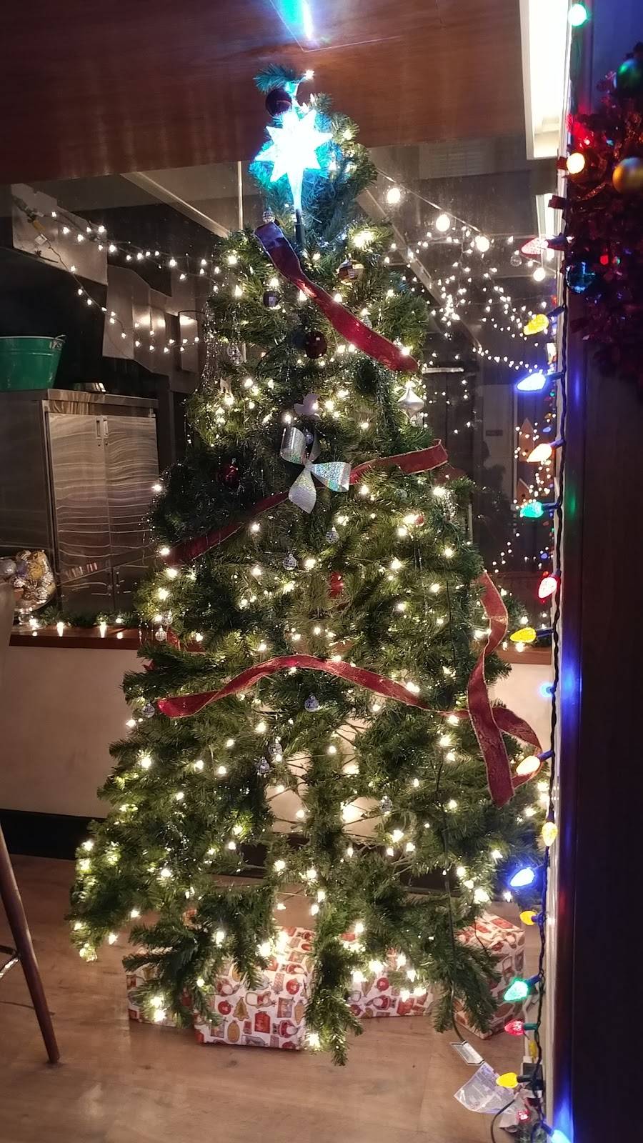 Radiator | restaurant | 1430 Rhode Island Ave NW, Washington, DC 20005, USA | 2027423150 OR +1 202-742-3150