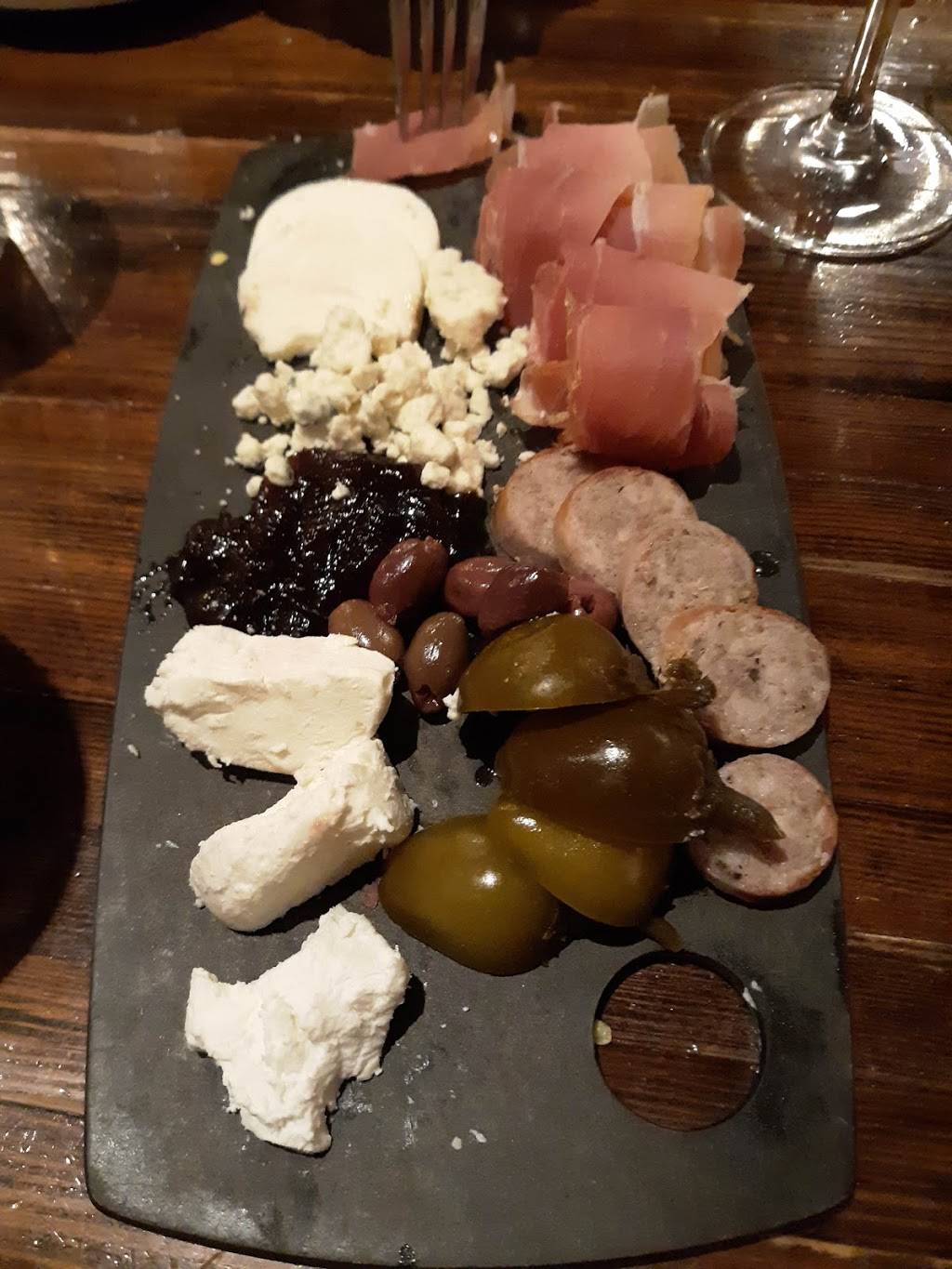 Tello Italian Bistro | restaurant | 524 Phoenix St, South Haven, MI 49090, USA | 2696399898 OR +1 269-639-9898