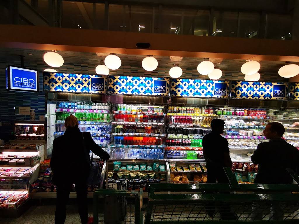 CIBO Express Gourmet Market | restaurant | 6301 Silver Dart Dr, Mississauga, ON L4W 1S9, Canada | 8665083558 OR +1 866-508-3558