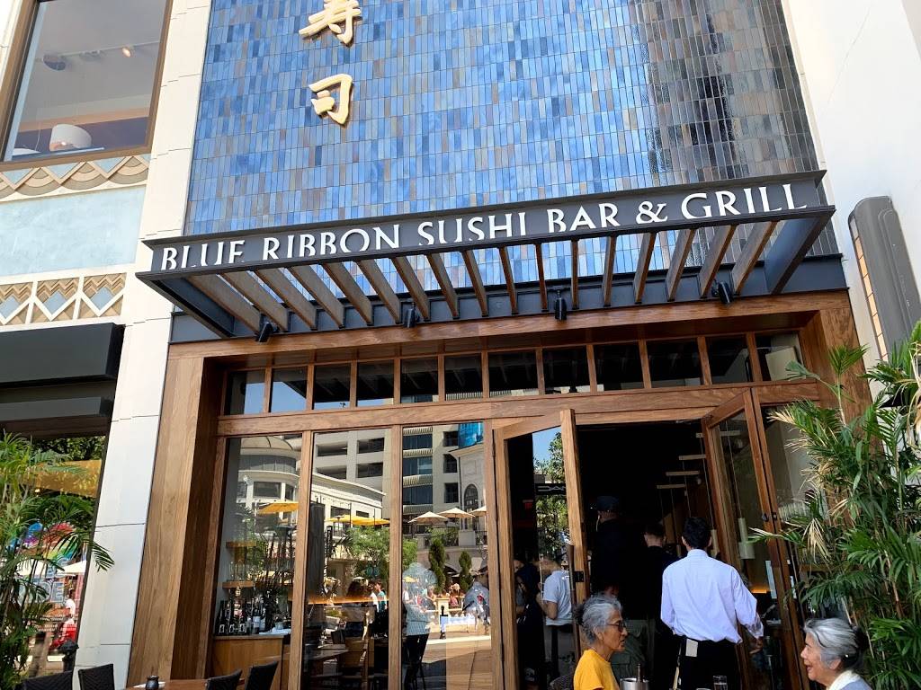 Blue Ribbon Sushi Bar & Grill at the Grove | restaurant | 189 The Grove Dr, Los Angeles, CA 90036, USA | 3233529300 OR +1 323-352-9300
