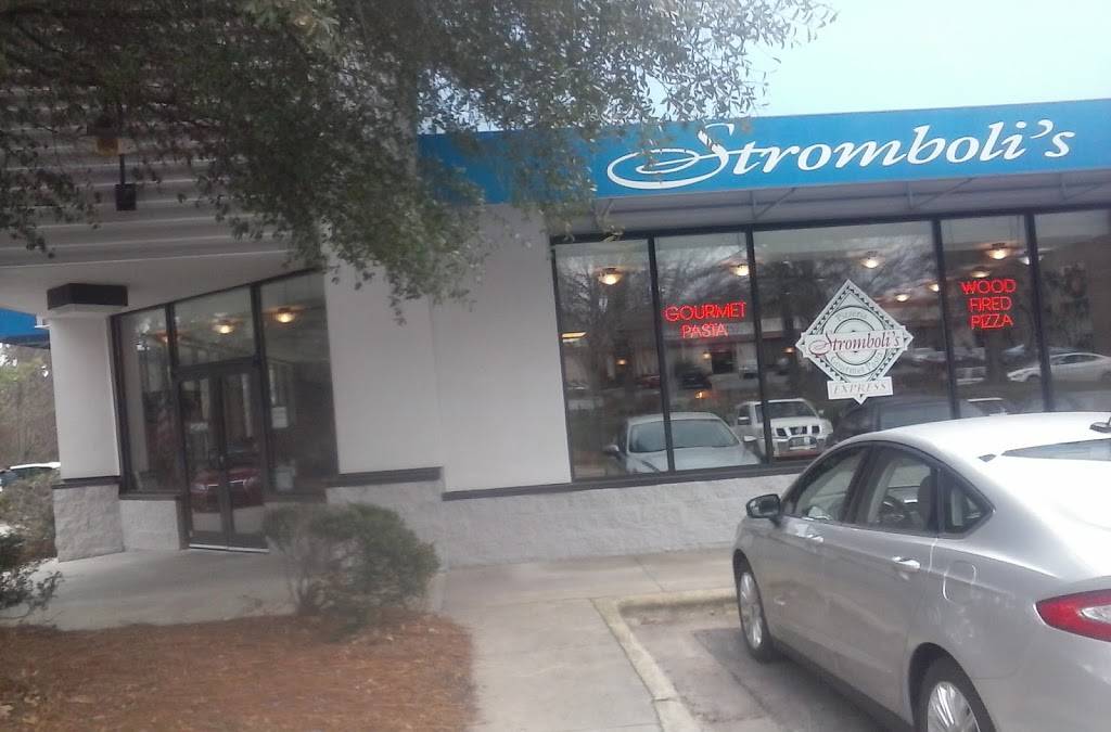 Strombolis Express | restaurant | 2900 Spring Forest Rd # 109, Raleigh, NC 27616, USA | 9198764222 OR +1 919-876-4222