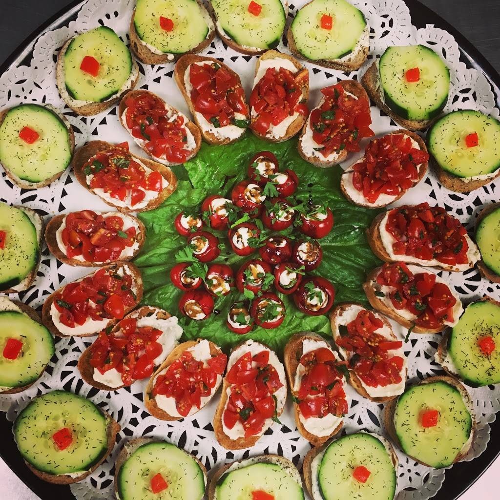 Tom & Jerrys Restaurant | restaurant | 1670 Dekalb Ave, Sycamore, IL 60178, USA | 8158954420 OR +1 815-895-4420