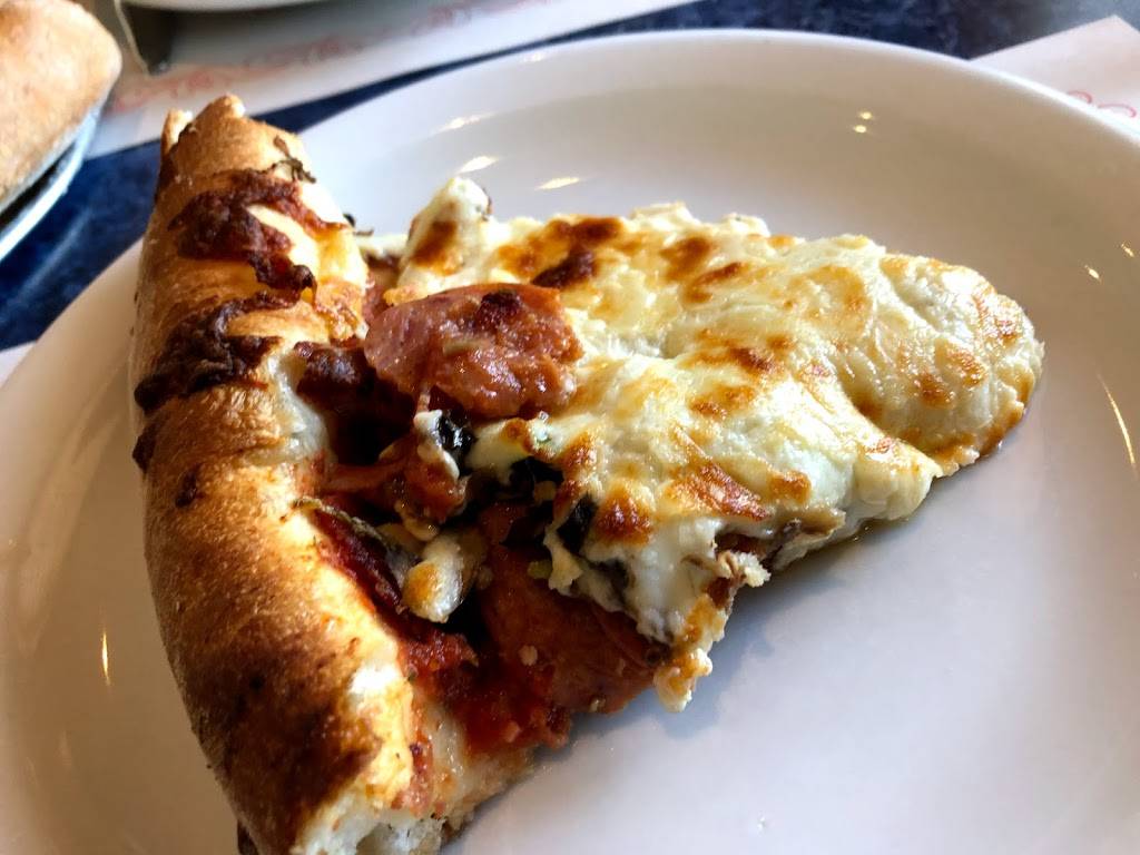 Pizzeria Le Grand Constant | restaurant | 2711 Rang Saint-Charles, Trois-Rivières, QC G9B 7W4, Canada | 8193771552 OR +1 819-377-1552