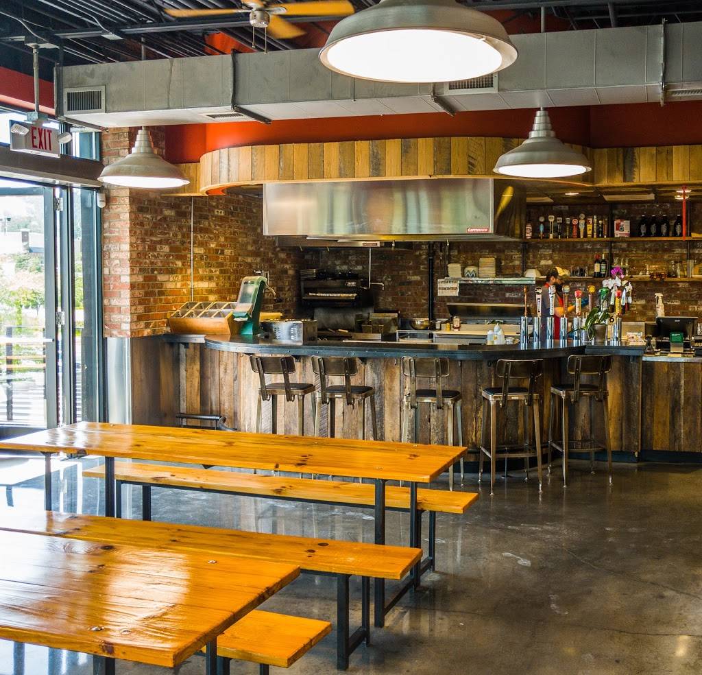 Tap Haus | restaurant | 4 S Tunnel Rd Ste 100, Asheville, NC 28805, USA | 8282399604 OR +1 828-239-9604