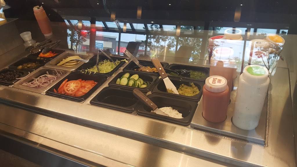 Harveys | restaurant | 1505 Dundas St E, Mississauga, ON L4X 1L3, Canada | 9056258706 OR +1 905-625-8706