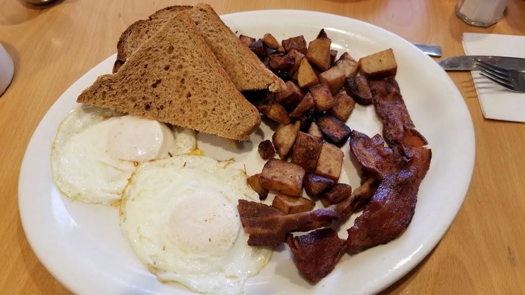 Cyndias | cafe | 169 Union Blvd, Totowa, NJ 07512, USA | 9739257778 OR +1 973-925-7778