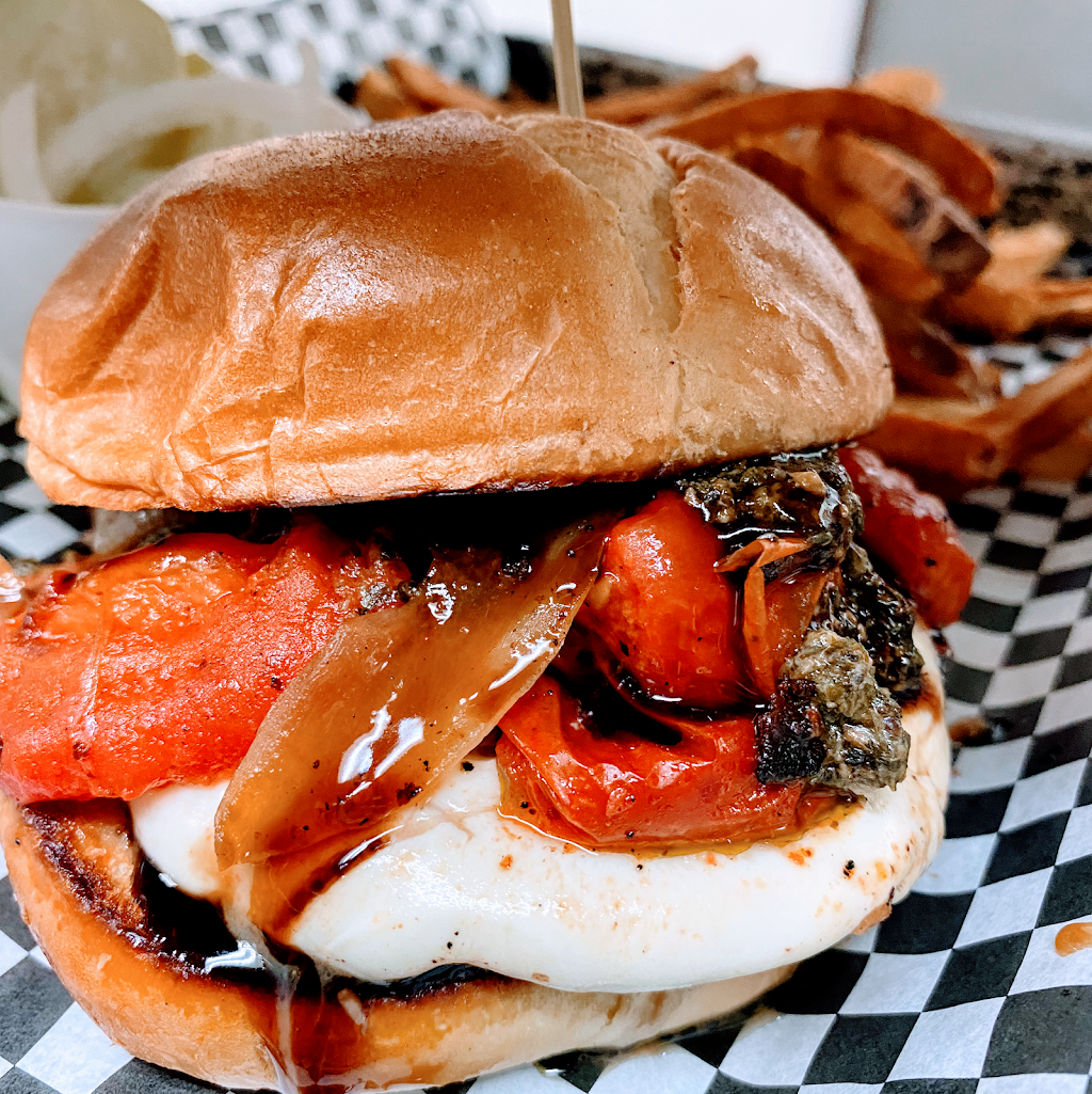 Jamesons Irish Bar | restaurant | 886 Smith Ave S, West St Paul, MN 55118, USA | 6514572729 OR +1 651-457-2729