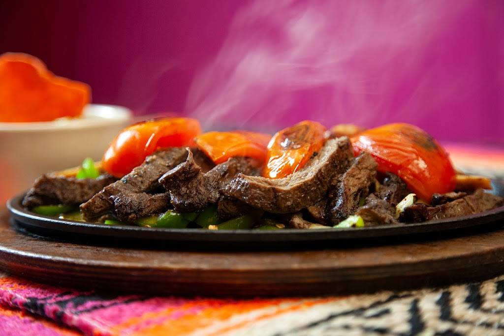 Marthas Mexican Grill | restaurant | 5822 Babcock Rd, San Antonio, TX 78240, USA | 2106900066 OR +1 210-690-0066