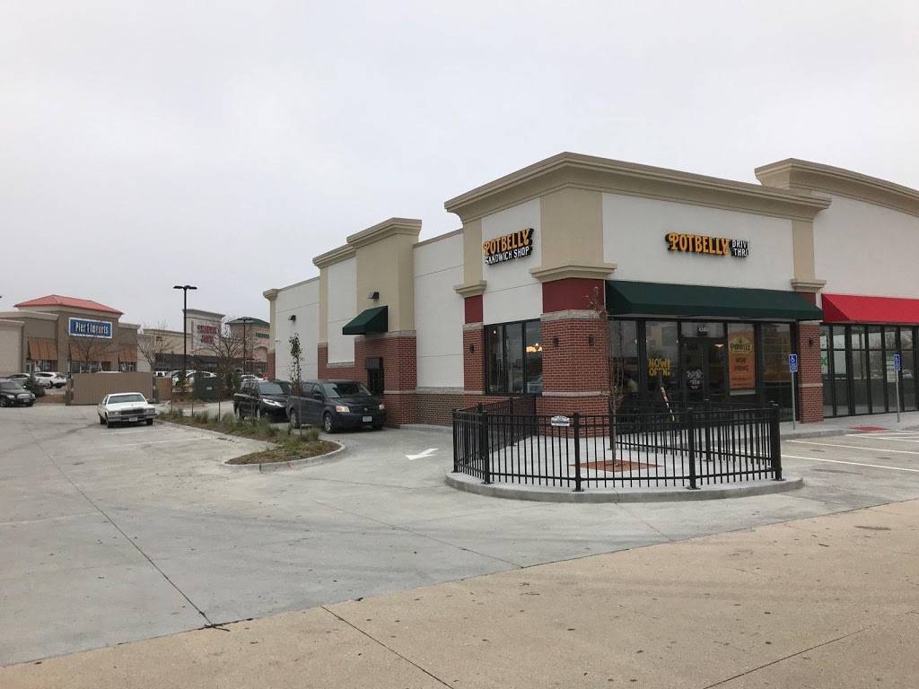 Potbelly Sandwich Shop | restaurant | Jordan Creek, 6305 Mills Civic Pkwy, West Des Moines, IA 50266, USA | 5153809562 OR +1 515-380-9562