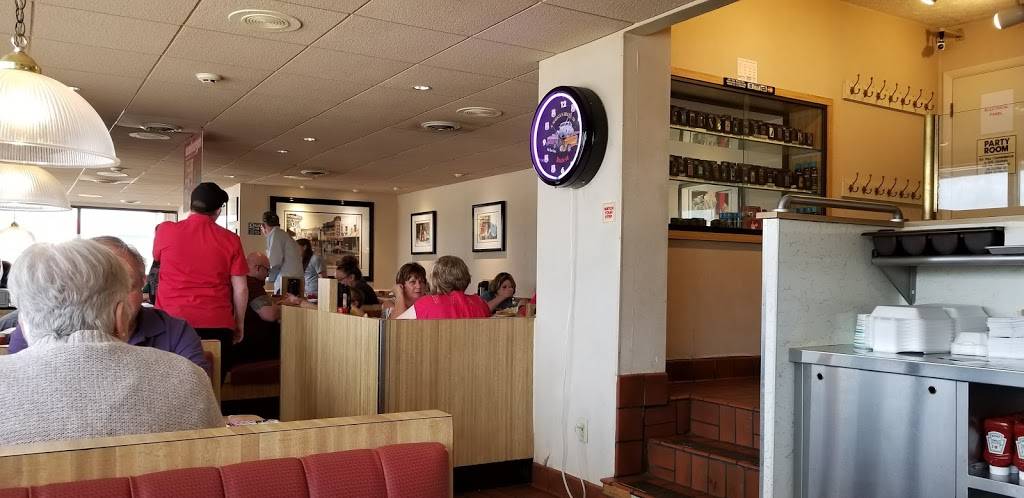 Sumburger - Bridge Street | restaurant | 1487 N Bridge St, Chillicothe, OH 45601, USA | 7407721055 OR +1 740-772-1055