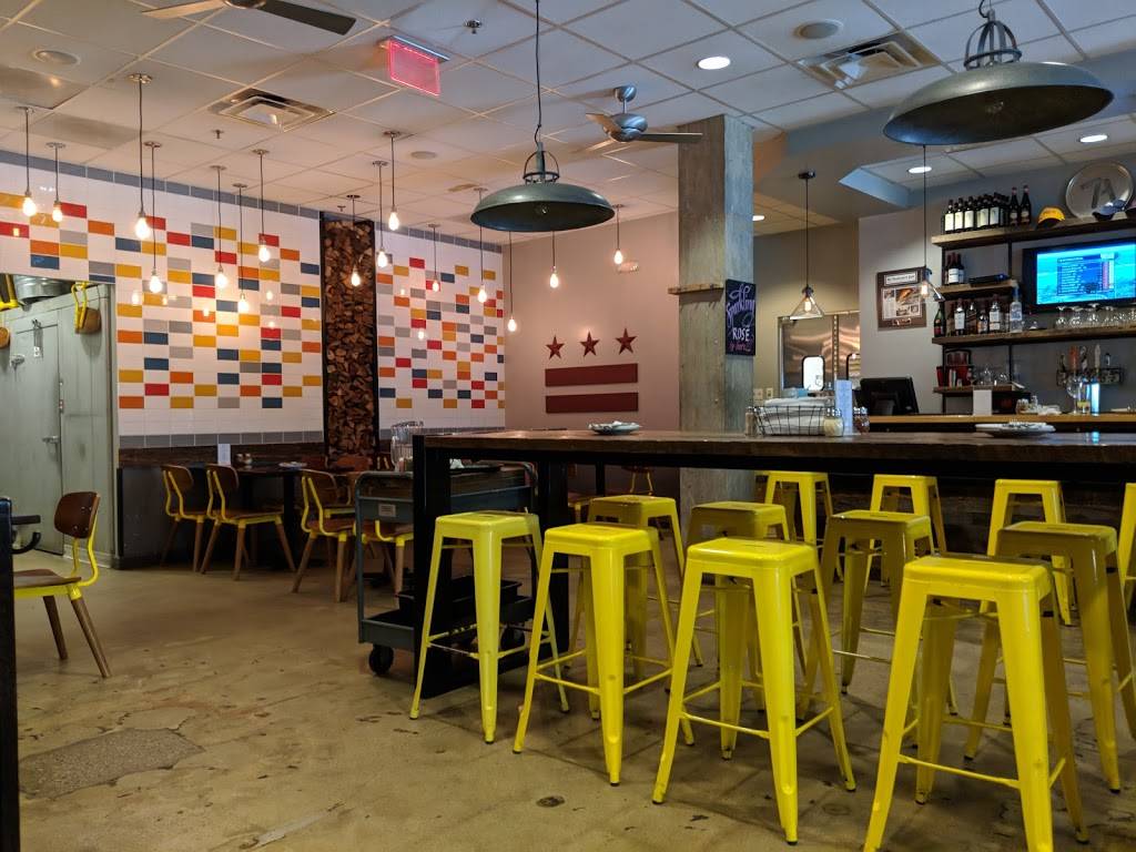 7th Hill Pizza Palisades | restaurant | 4885 MacArthur Blvd NW, Washington, DC 20007, USA | 2025062821 OR +1 202-506-2821