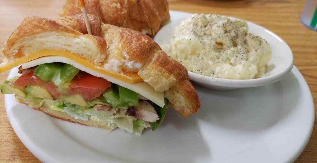 Rafaels | Family Restaurant | restaurant | 9 Main St #107, Woodland, CA 95695, USA | 5306617502 OR +1 530-661-7502