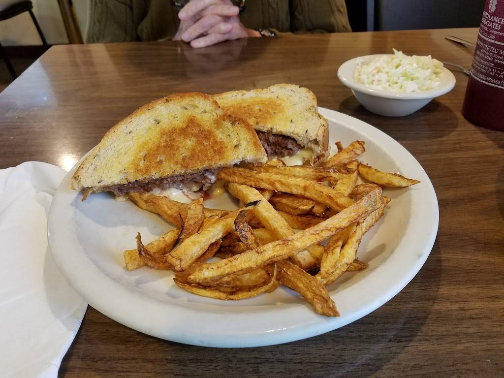 Susannas Olde Fashioned Dining | restaurant | 707 S Main St, North Canton, OH 44720, USA | 3304993030 OR +1 330-499-3030